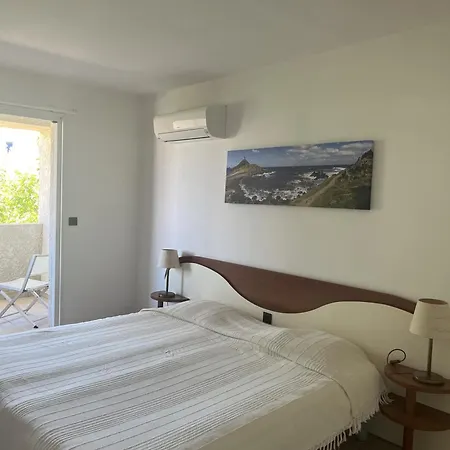 Les Maristella, Crenu Feriehus *