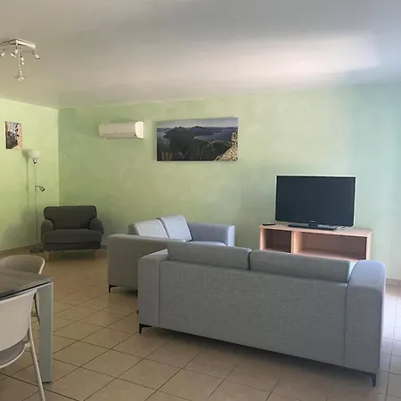 Les Maristella, Crenu * Aregno
